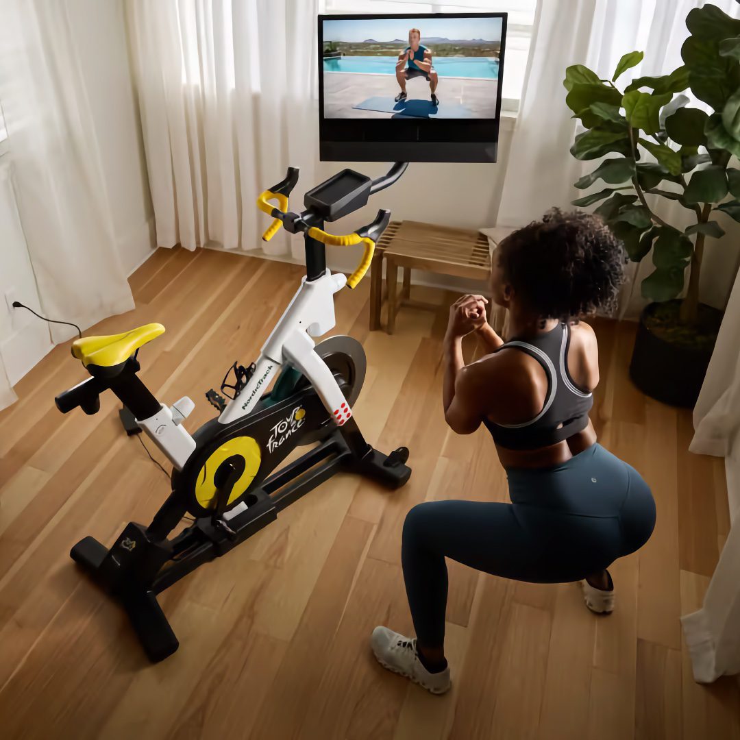NordicTrack Tour de France Indoor Bike Dirkalno sobno kolo | 24" HD zaslon na dotik | možnost uporabe aplikacije iFit | Vaša karta za profesionalno kolesarsko izkušnjo doma! - slika 2