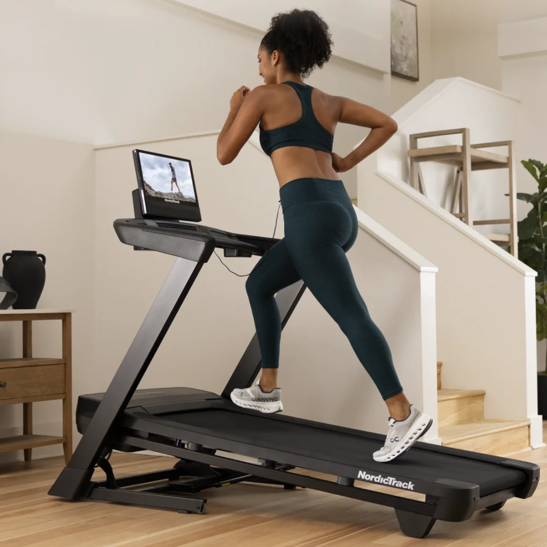 NordicTrack T Series 16 tekalna steza | 16-palčni nagibni HD-zaslon na dotik, Hitrost do 20 km/h, Naklon 0–12 % | Vadite po svojem načrtu - slika 2